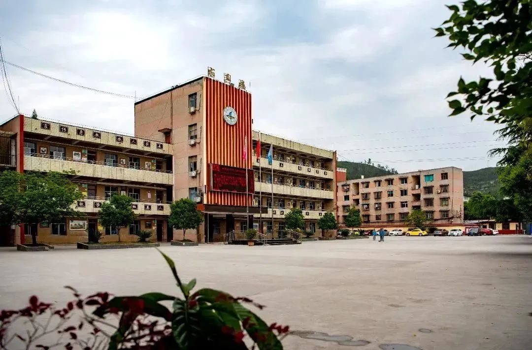 貴州黔西四中建設(shè)智慧校園系統(tǒng)，助提升教育