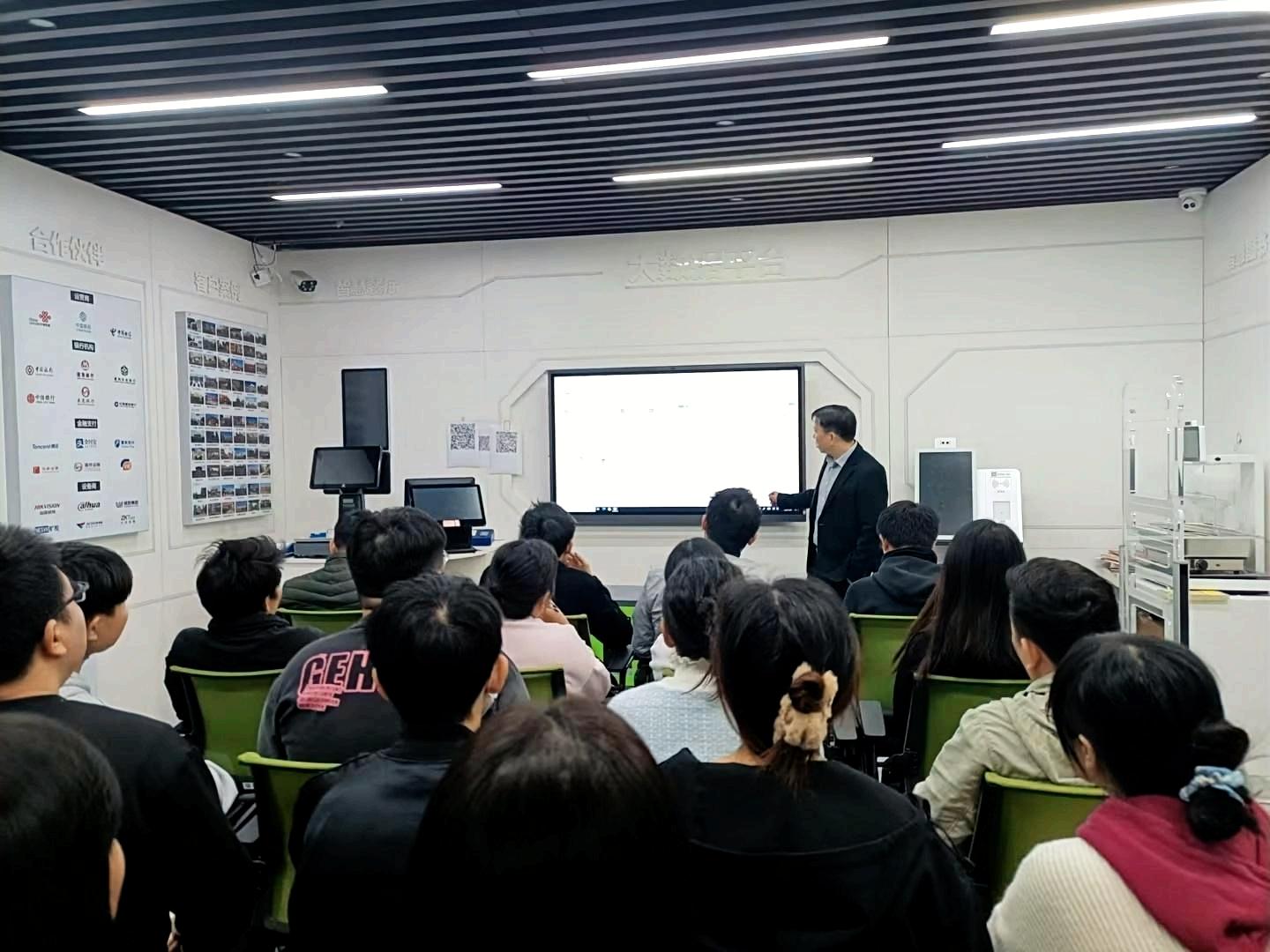 培訓照片01.jpg